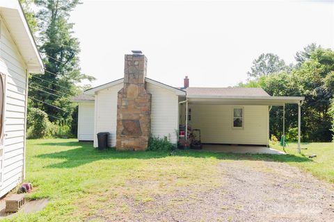 A home in Bakersville