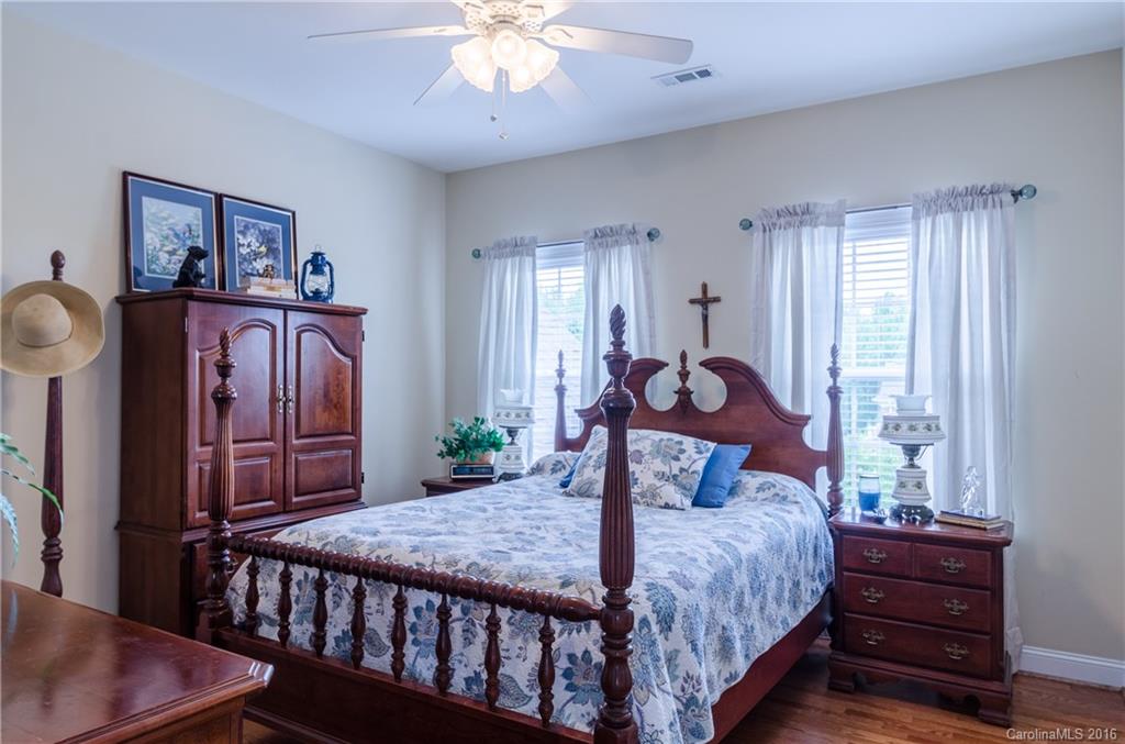 Fox Ridge - Residential