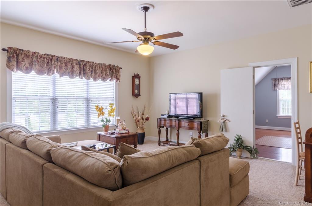 Fox Ridge - Residential