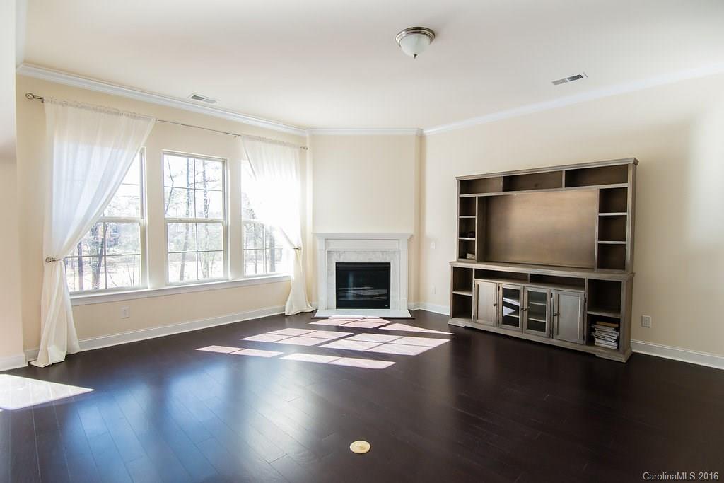 The Palisades - Residential