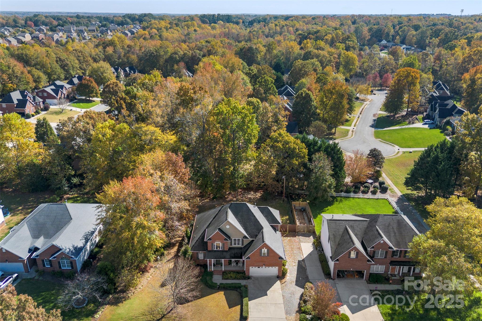 2618 Firethorn Court