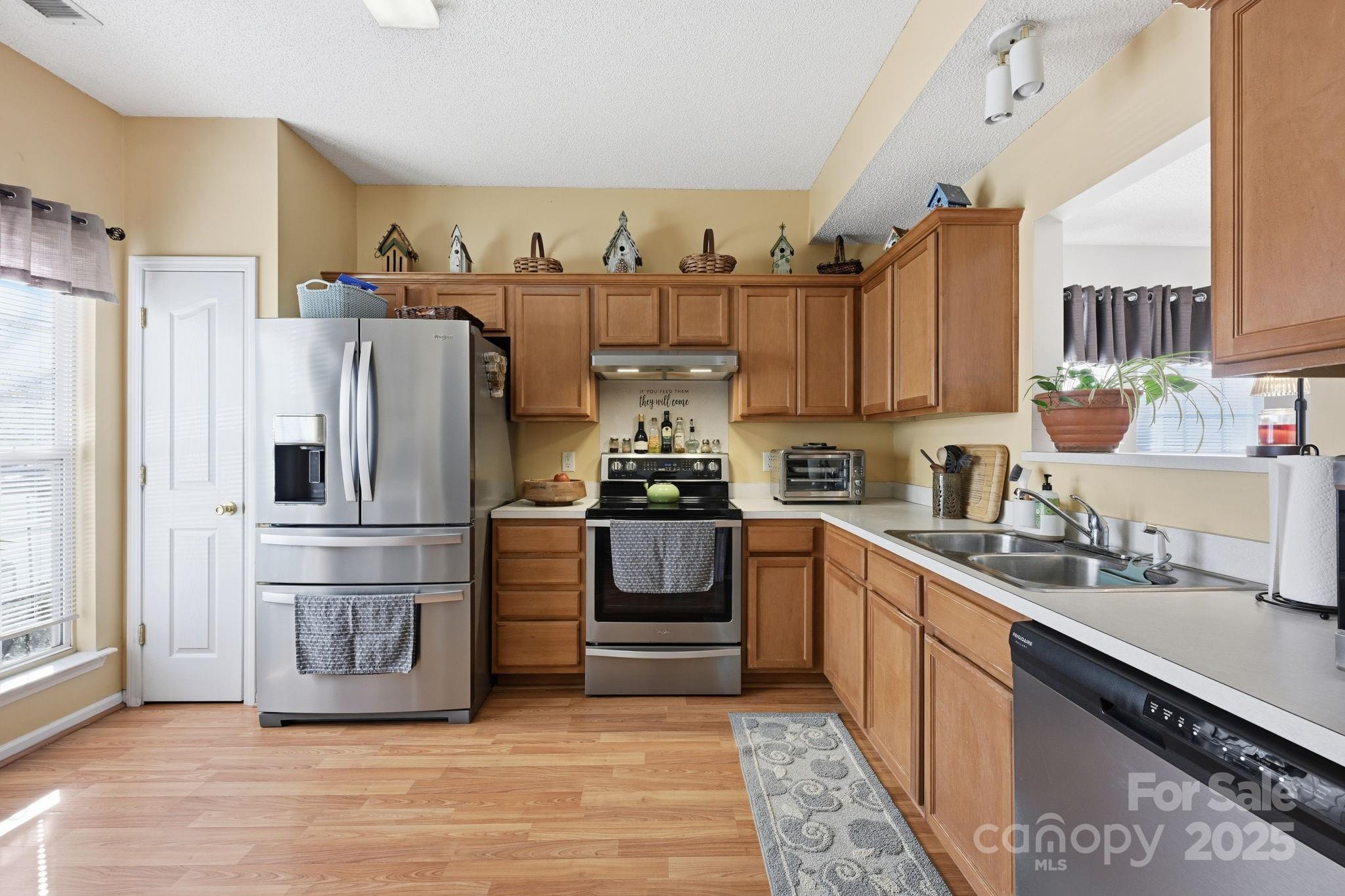 2006 Great Falls Drive