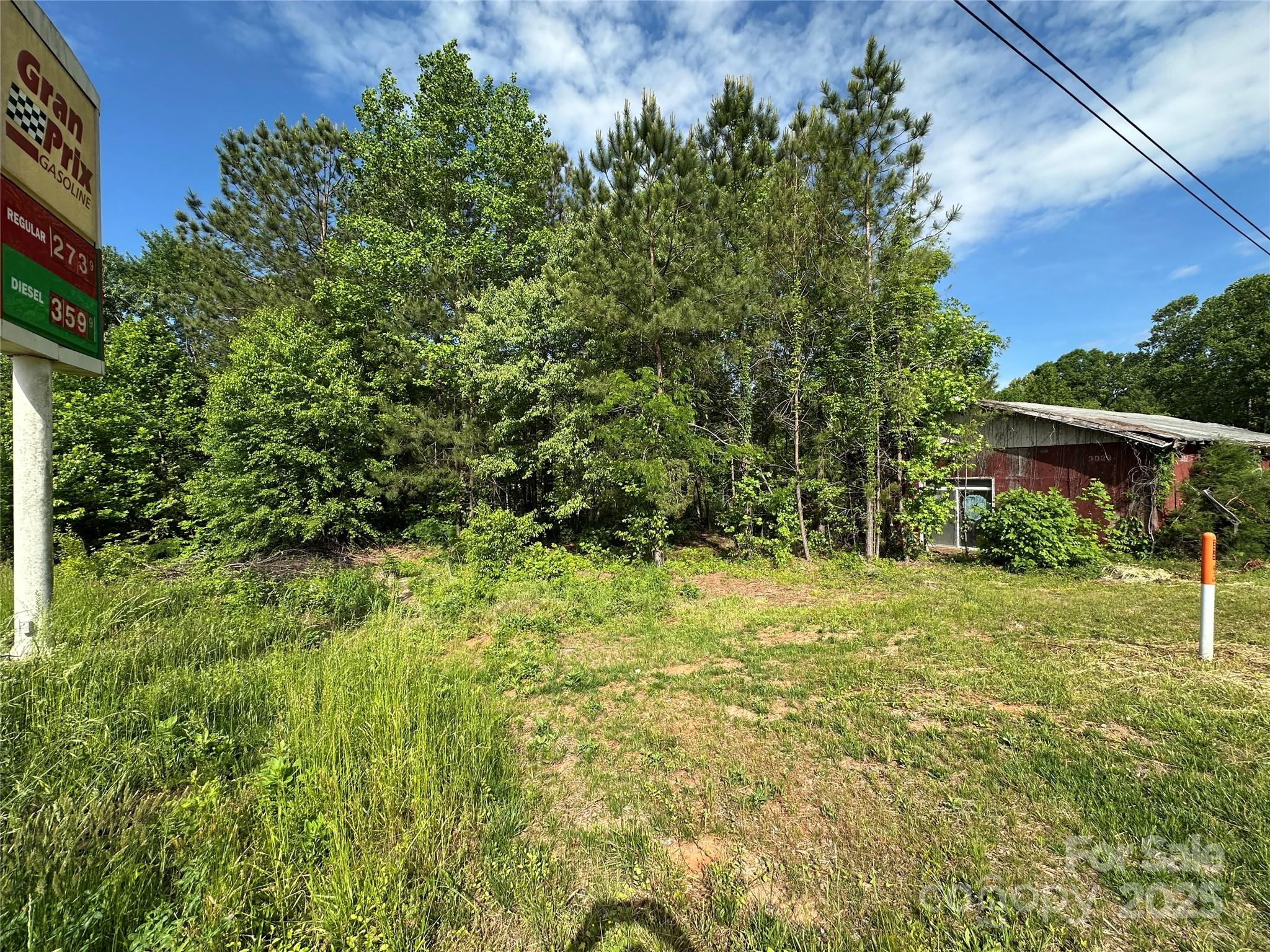 3023 & 3027 Wilkesboro Highway