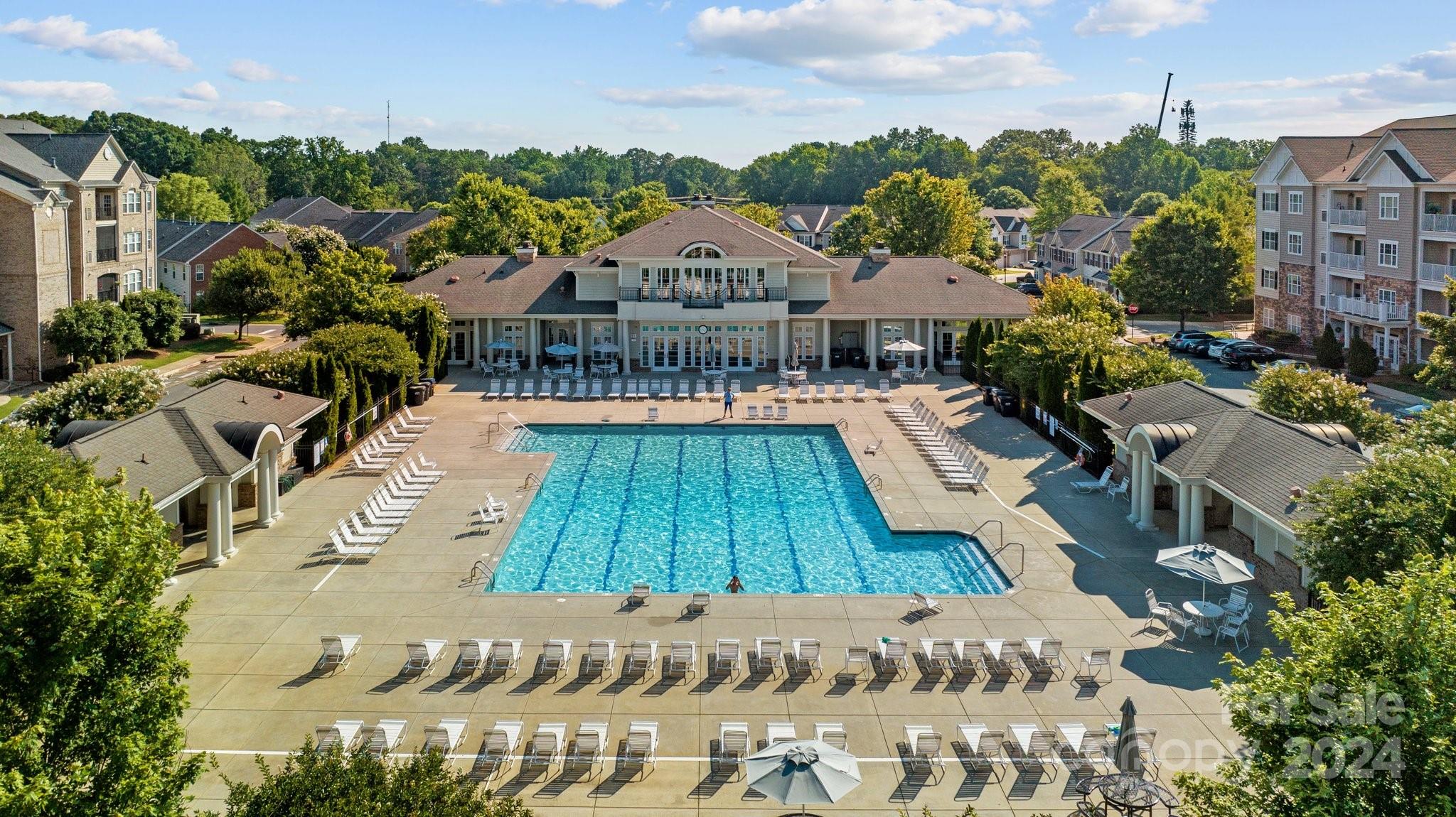 Park South Station - Residential