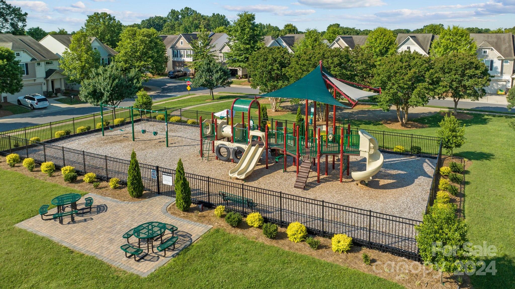 Park South Station - Residential