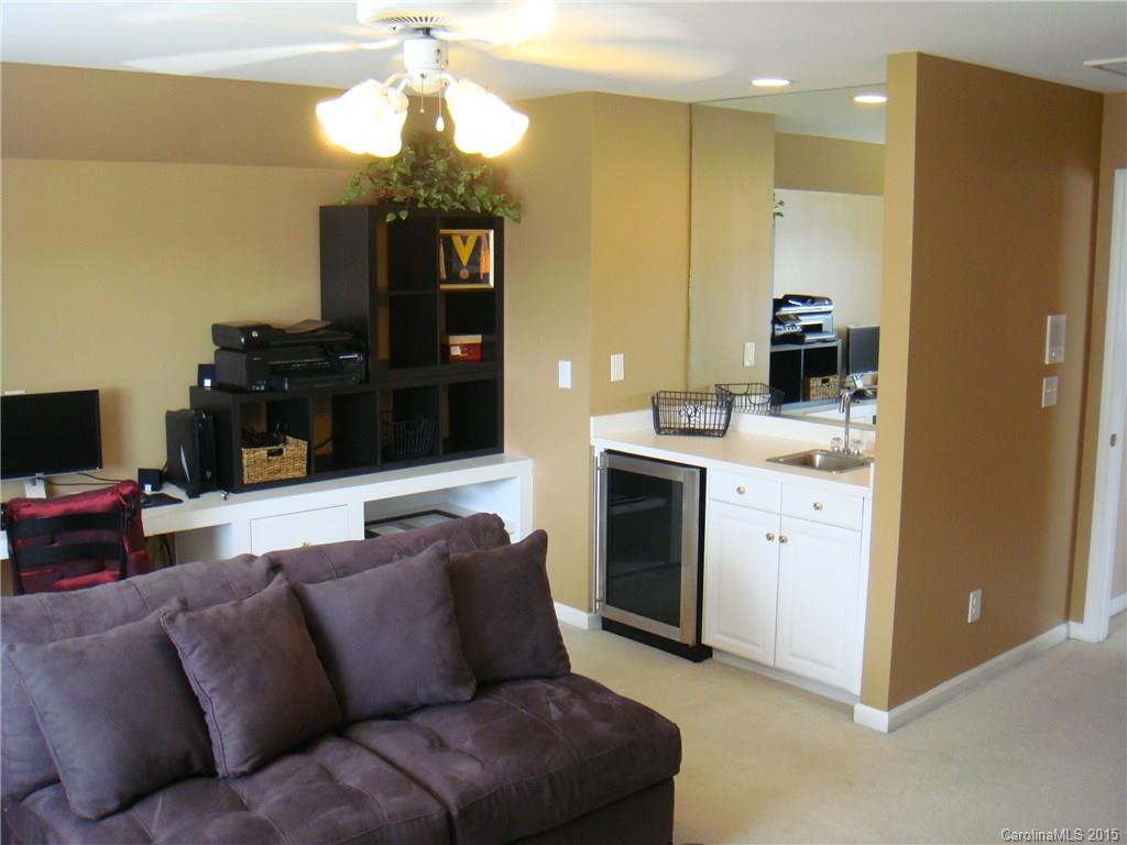 Riverfront - Residential