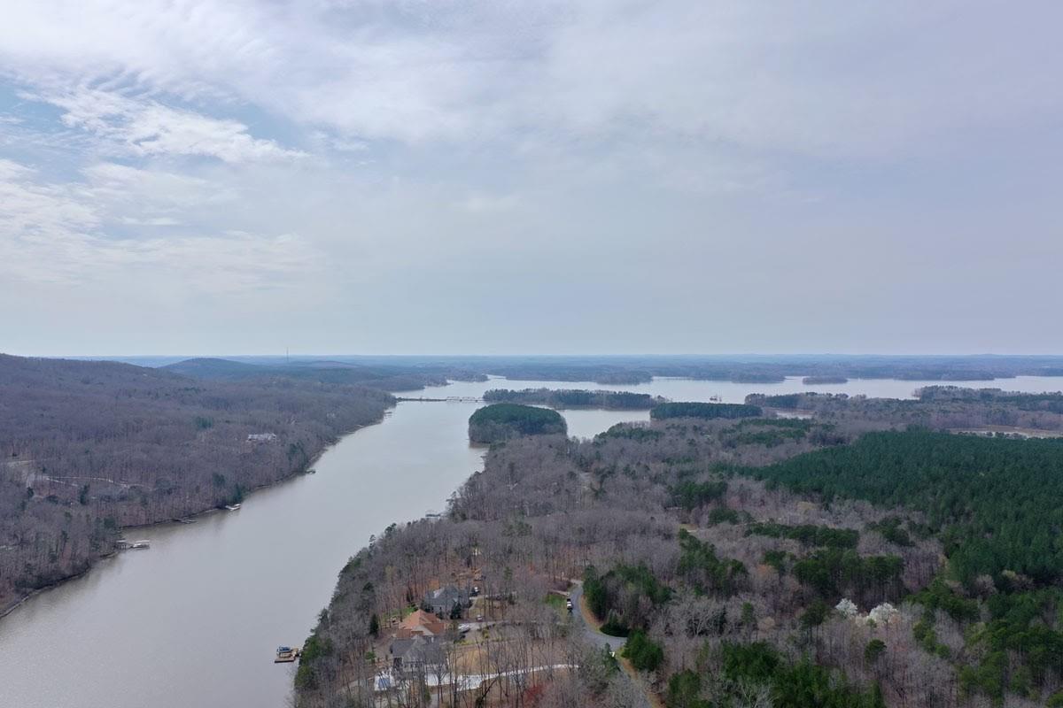 Stoney Point Harbor - Land