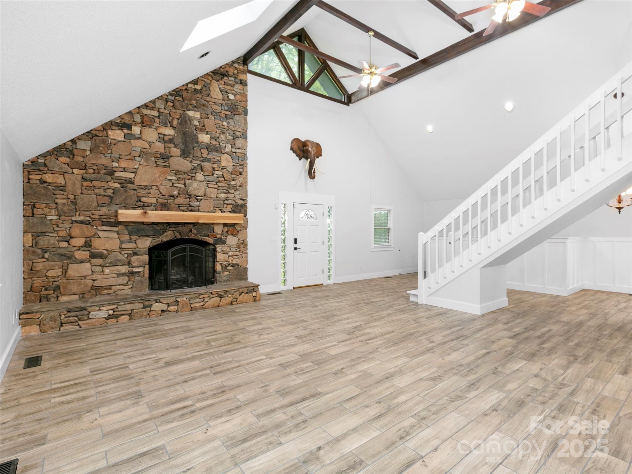 373 Vineyard Road