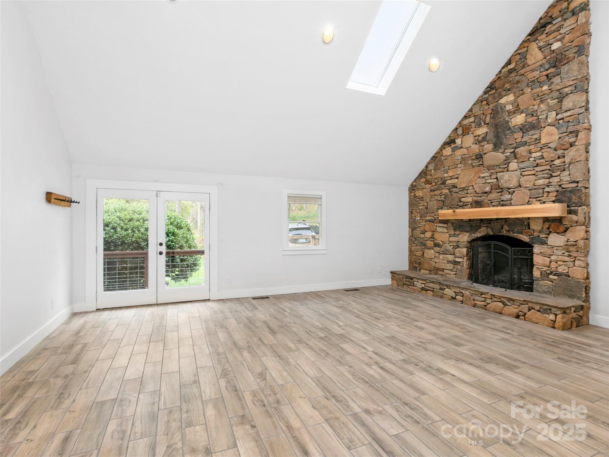 373 Vineyard Road