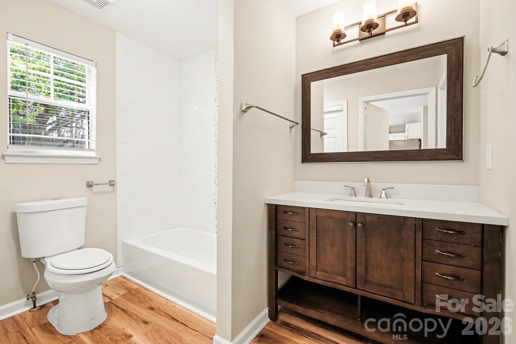 Glenwood Manor - Residential