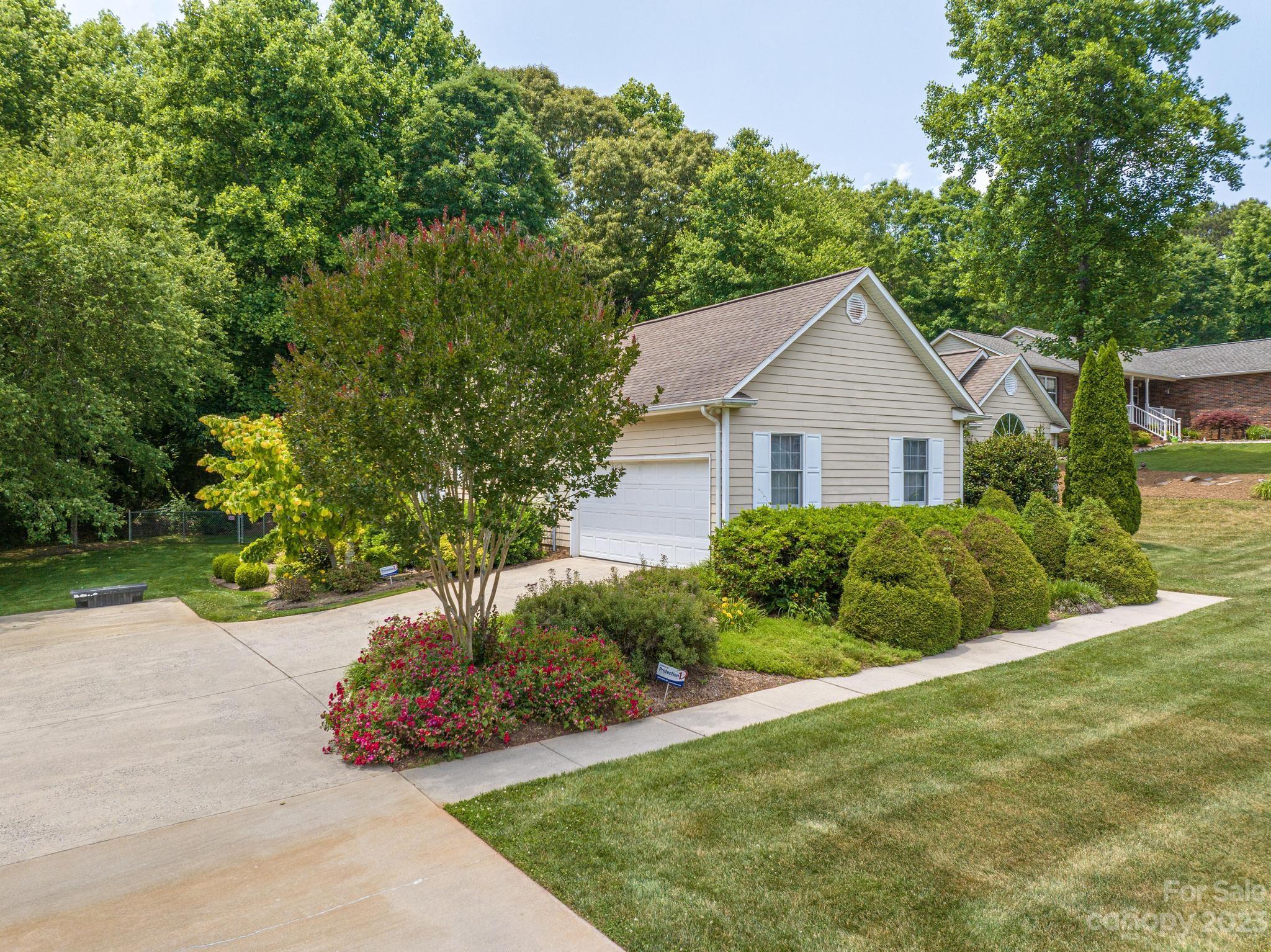 Forest Meadow - Residential