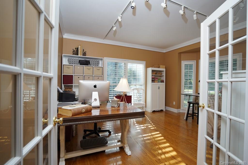 Spring Branch Glen - Residential