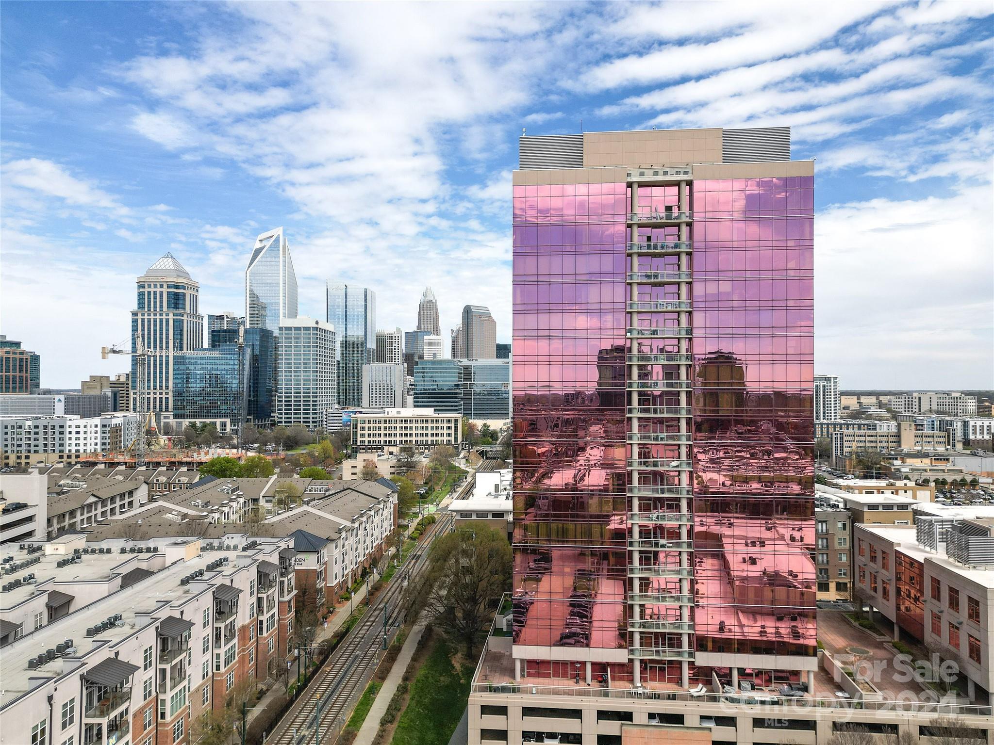 Photo 1 of 25 — 315 Arlington Avenue 907, Charlotte, NC 28203