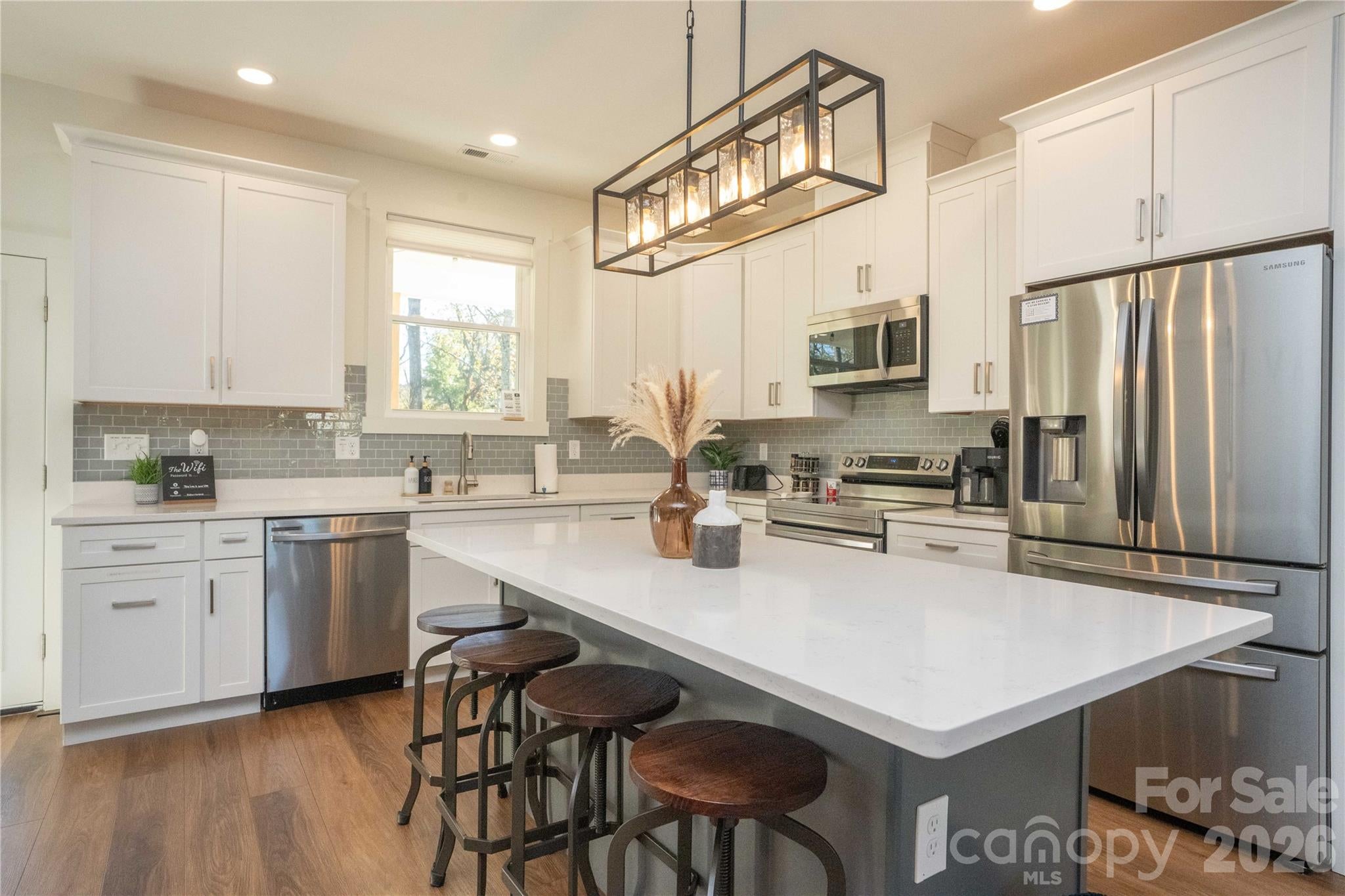 56 Short Dix Creek Road