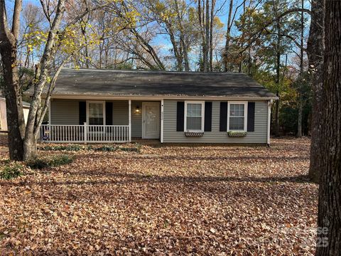 Photo of 6040 Sunset Chase Lane, Charlotte, NC 28212 (MLS # 4326558)