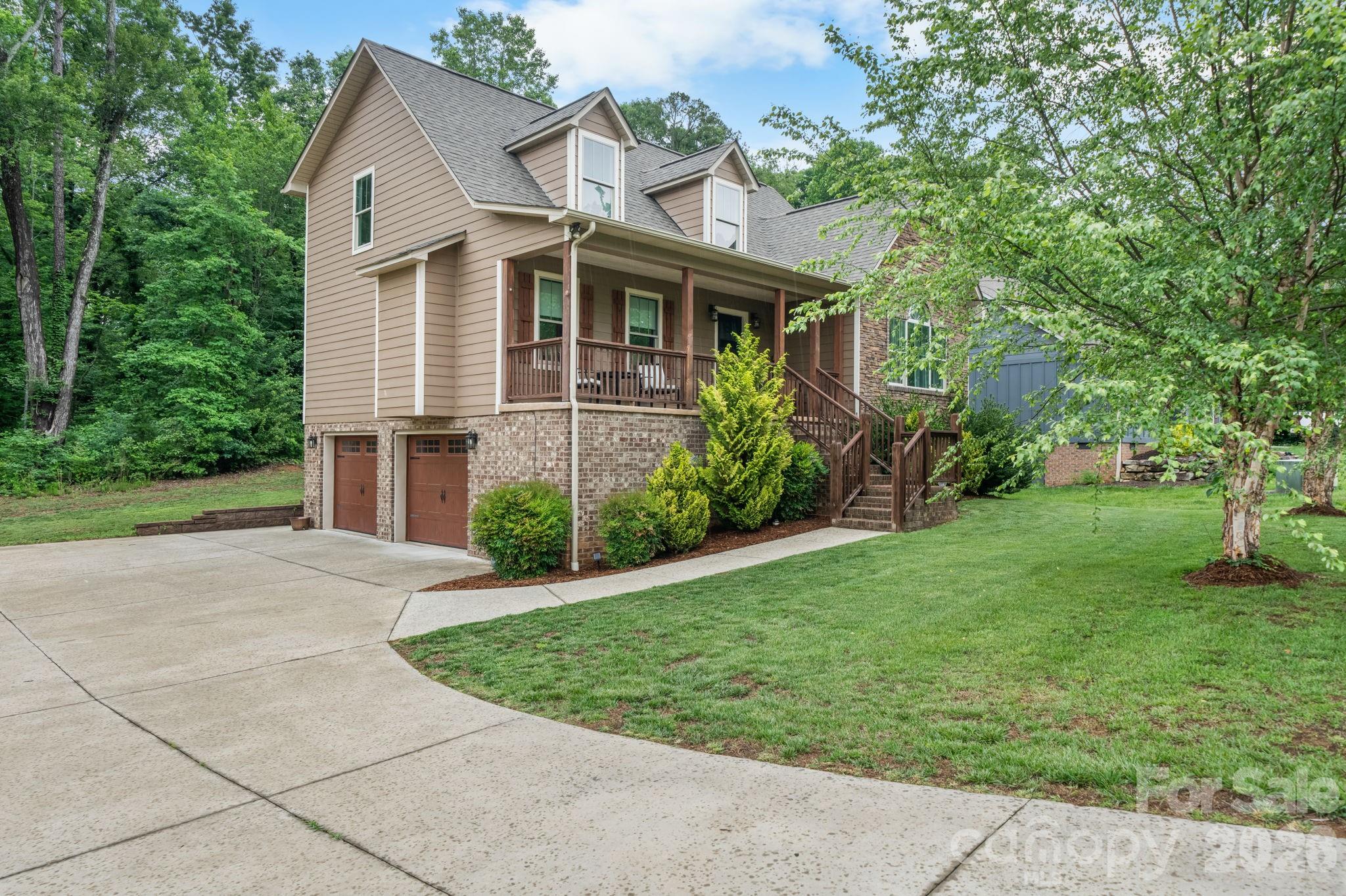 Maplewood Village - Residential