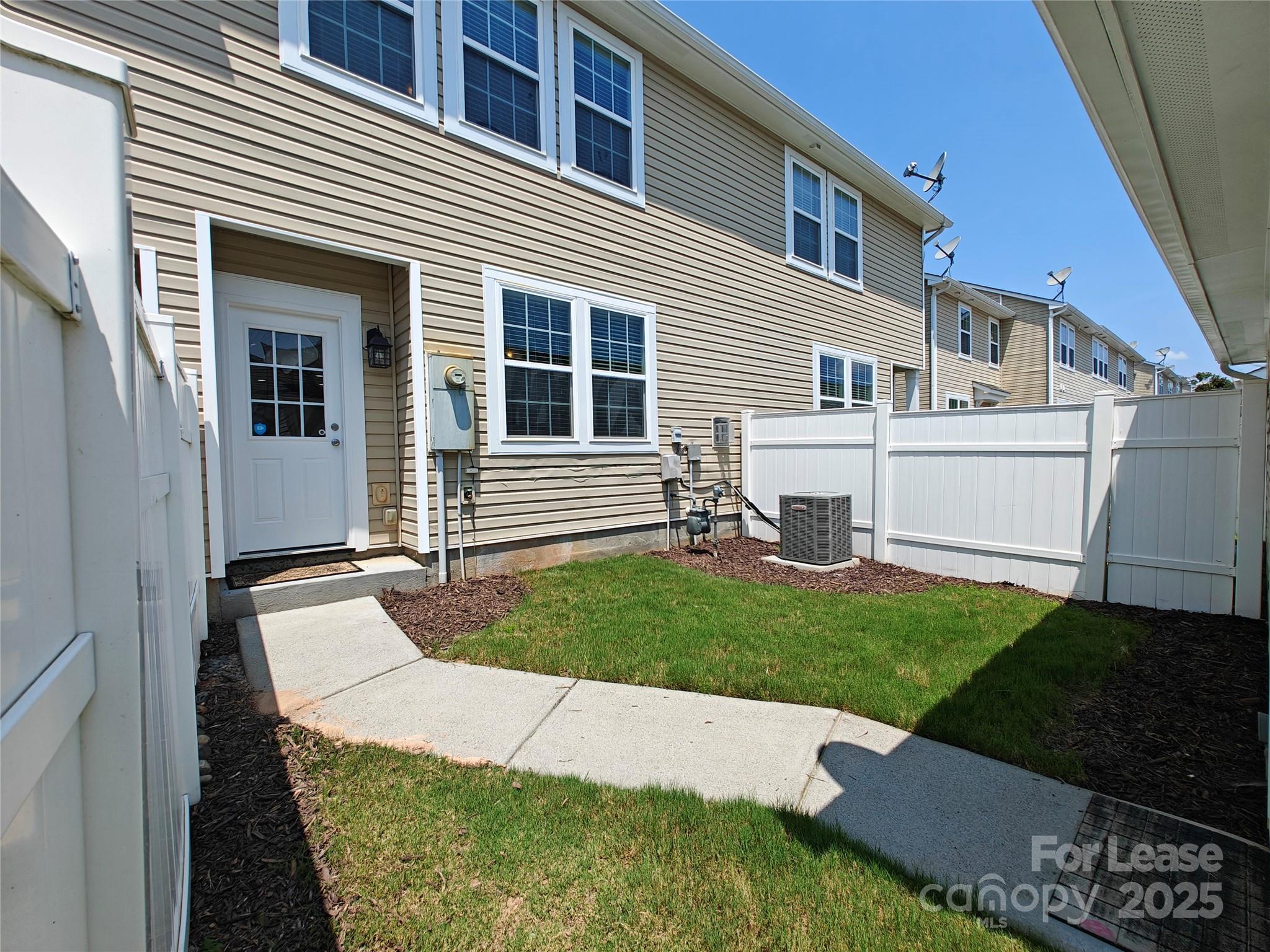 Harborside Townhomes - Residential Lease