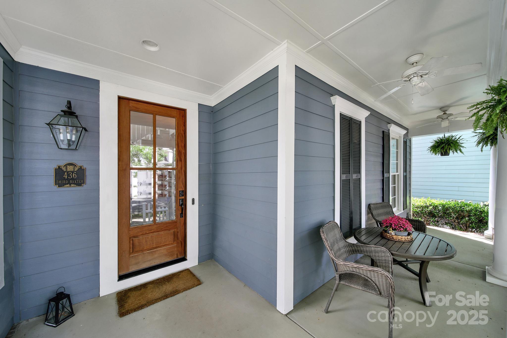 436 Third Baxter Street