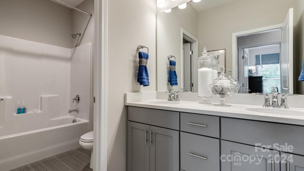 The Estates at Sugar Creek - Residential