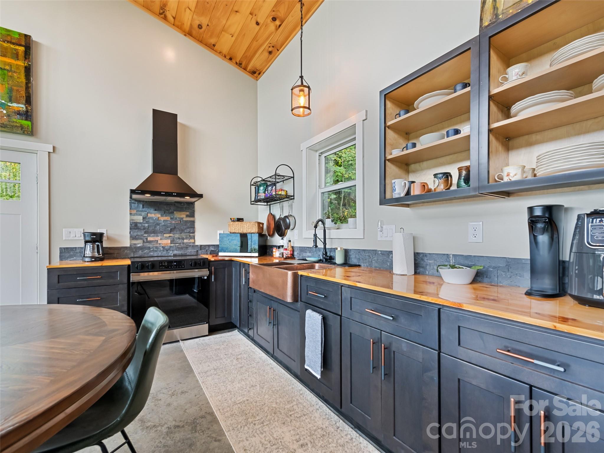 Rich Top Mountain - Residential