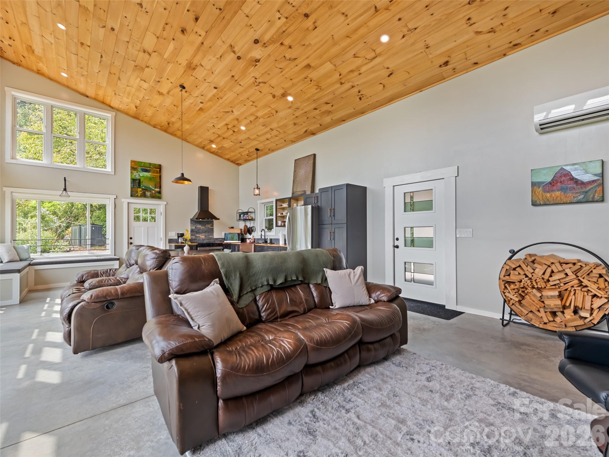 Rich Top Mountain - Residential