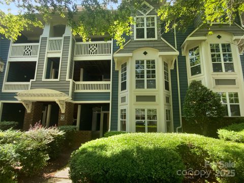 2210 Sumner Green Avenue H Charlotte NC 28203