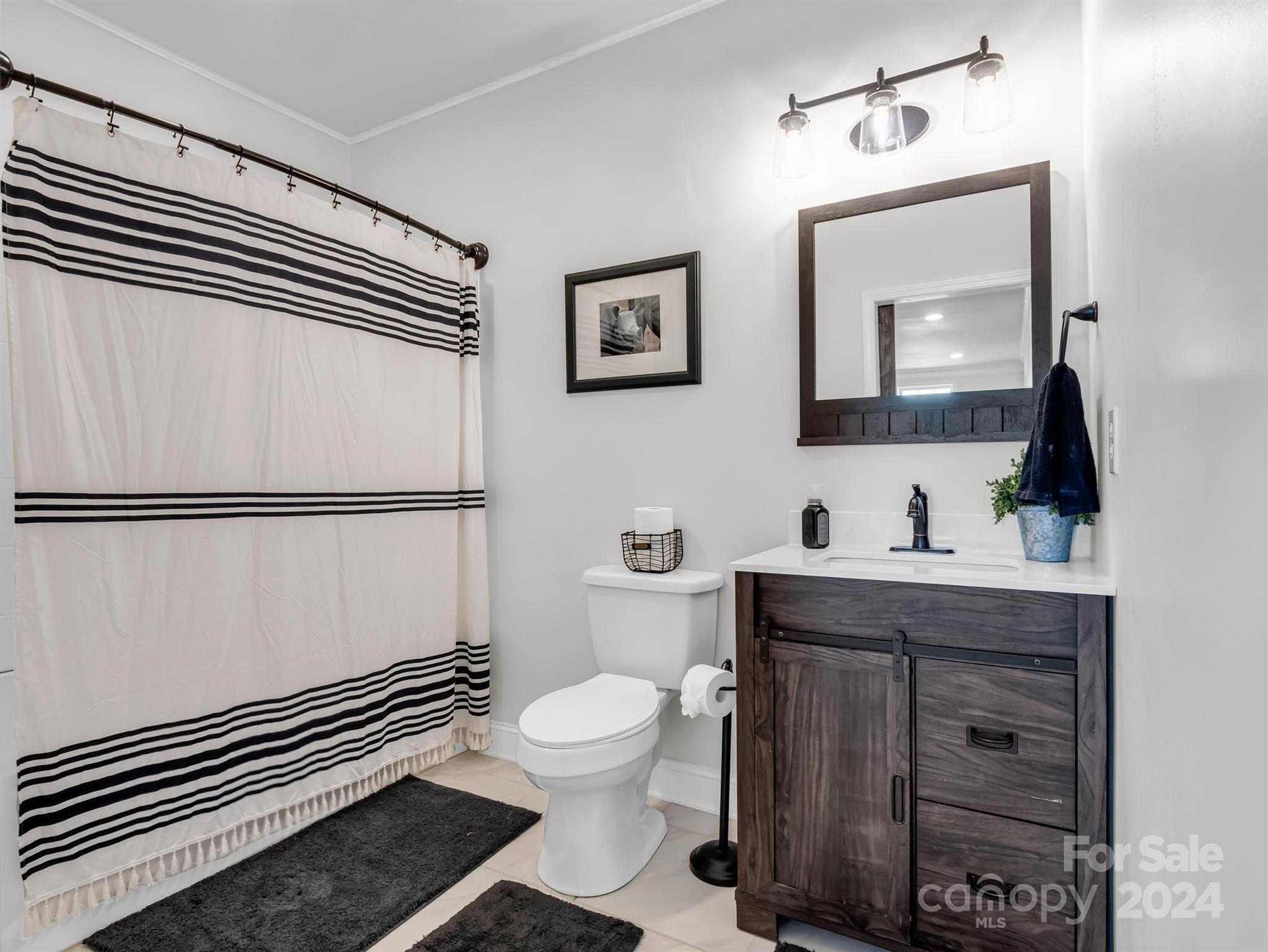 The Views at Rose Hill - Residential