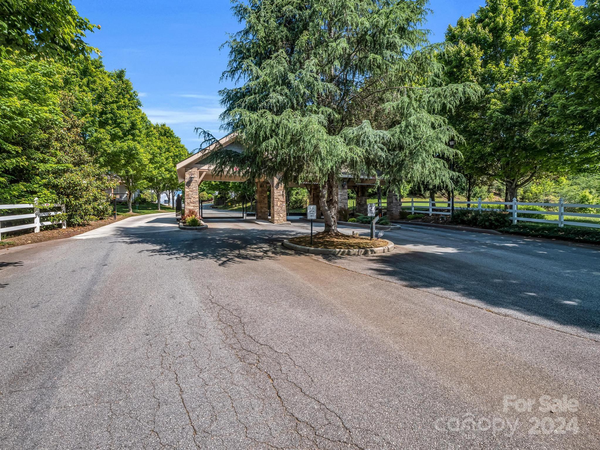 The Views at Rose Hill - Residential