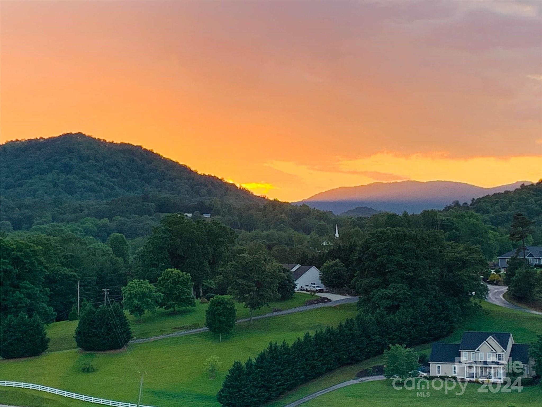 The Views at Rose Hill - Residential