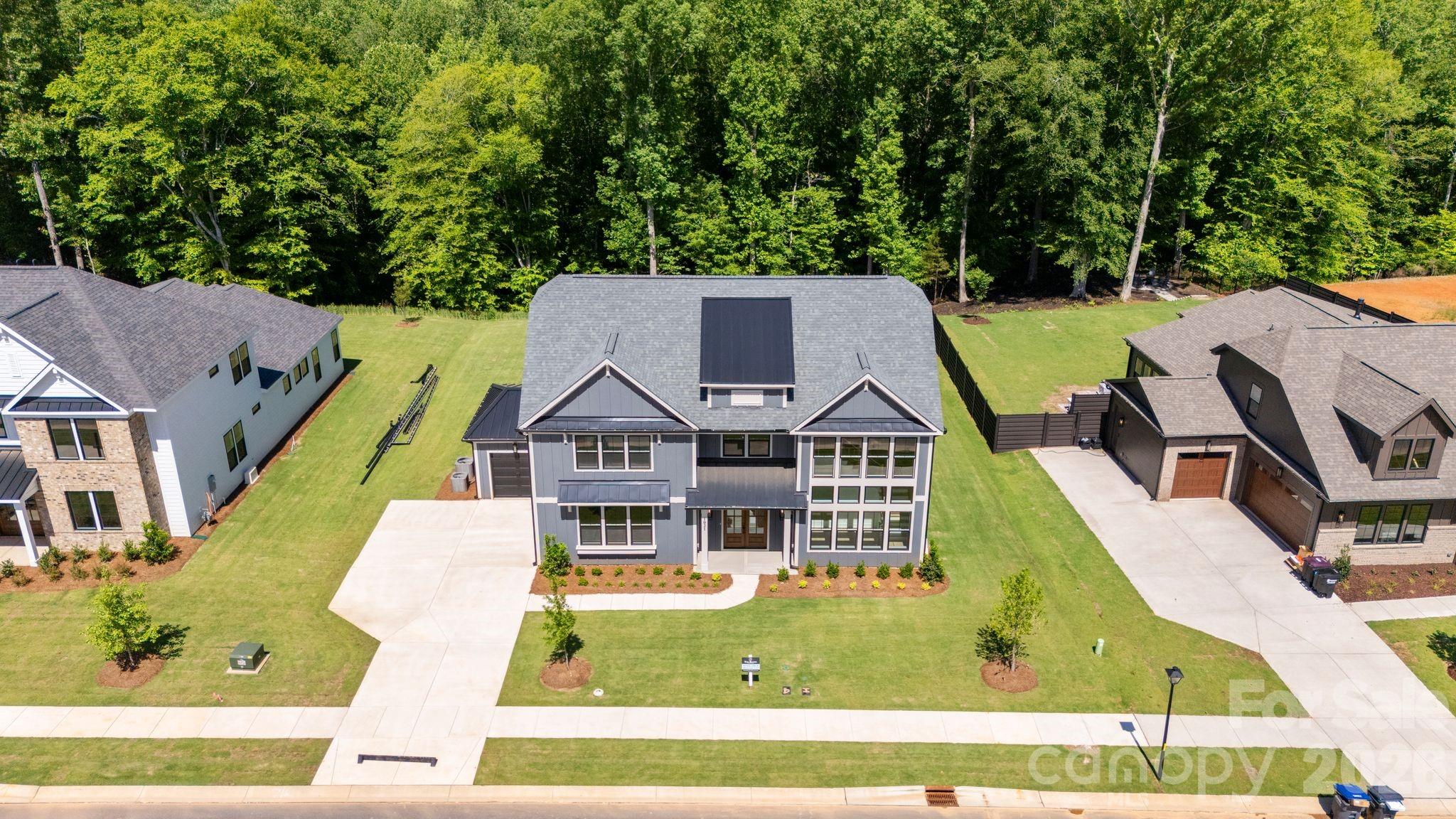 1021 Courtney Lane 17