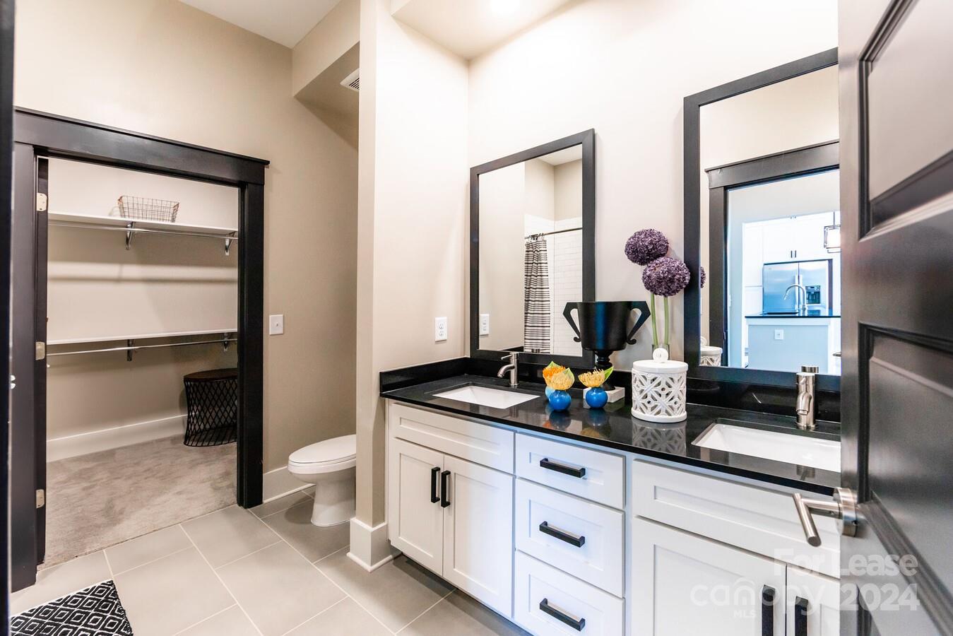 Charlotte, North Carolina 28205, United States, 3 Bedrooms Bedrooms, ,2 BathroomsBathrooms,Residential,Active,62875