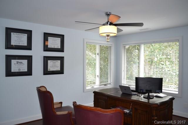 Lake Club - Residential