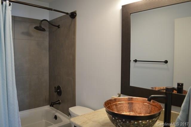 Lake Club - Residential