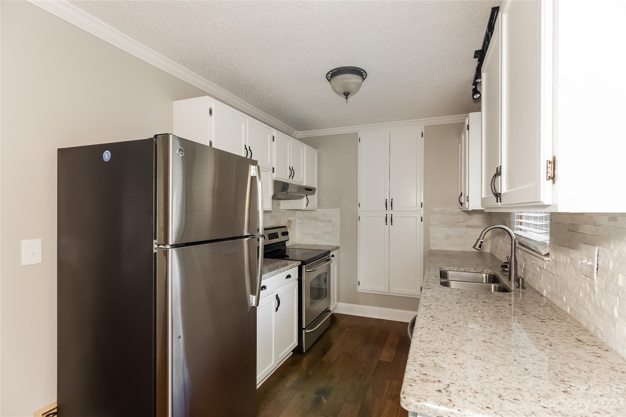 Jess Moody Sr Heirs - Residential Lease