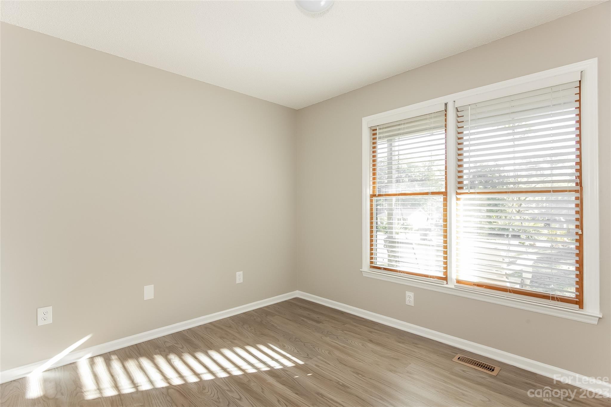 Jess Moody Sr Heirs - Residential Lease