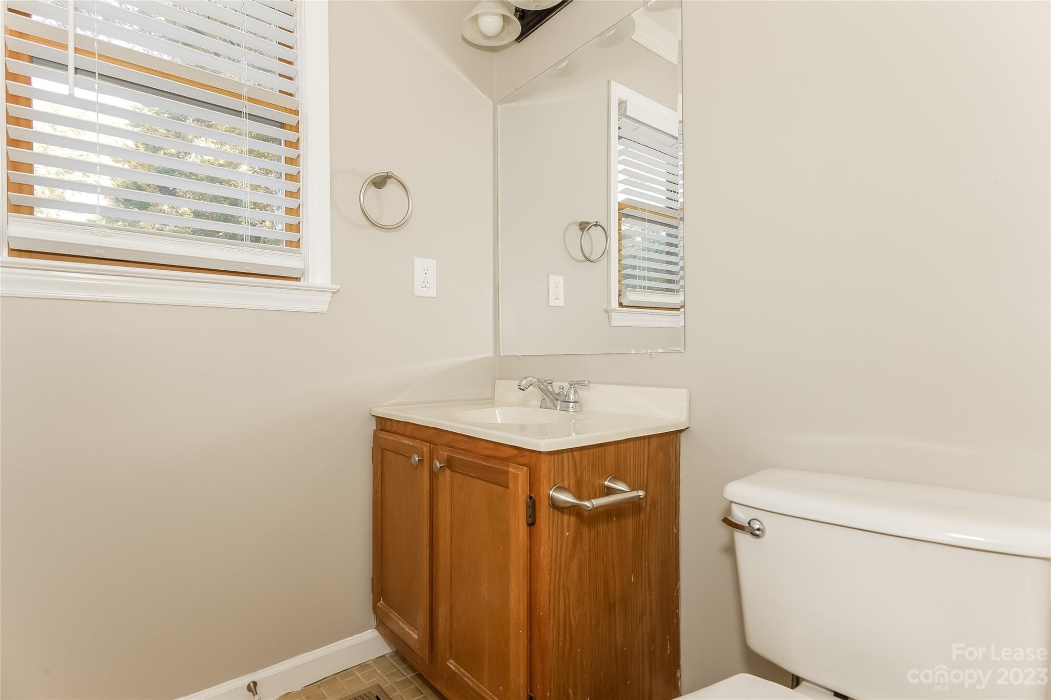 Jess Moody Sr Heirs - Residential Lease