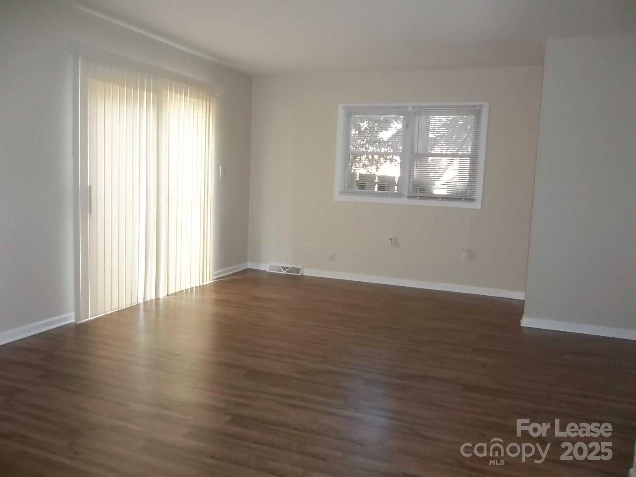 Unknown - Residential Lease