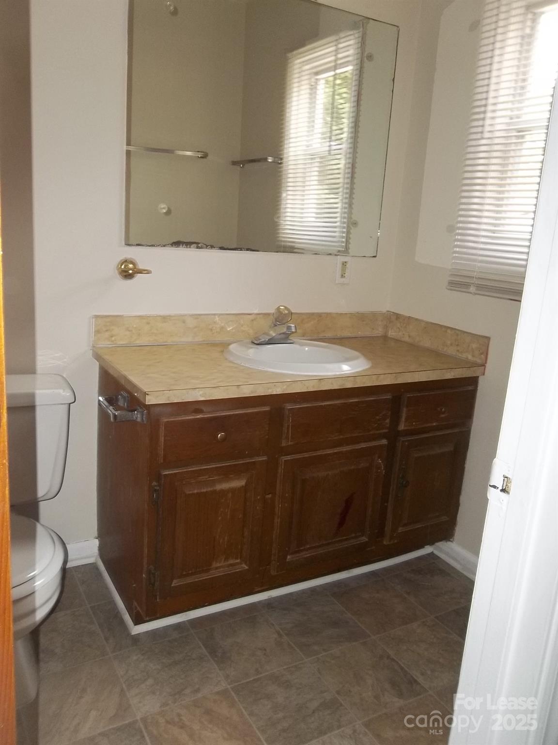 Unknown - Residential Lease