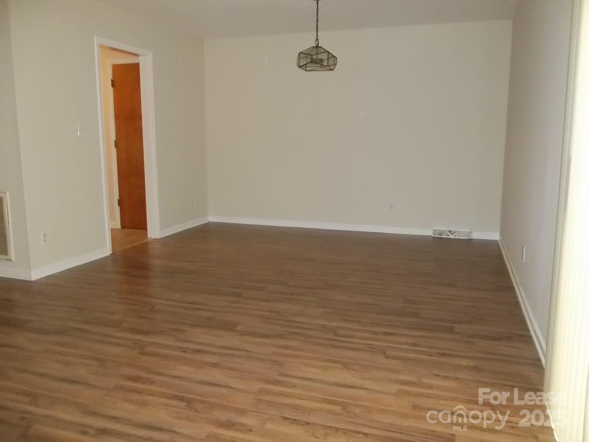 Unknown - Residential Lease