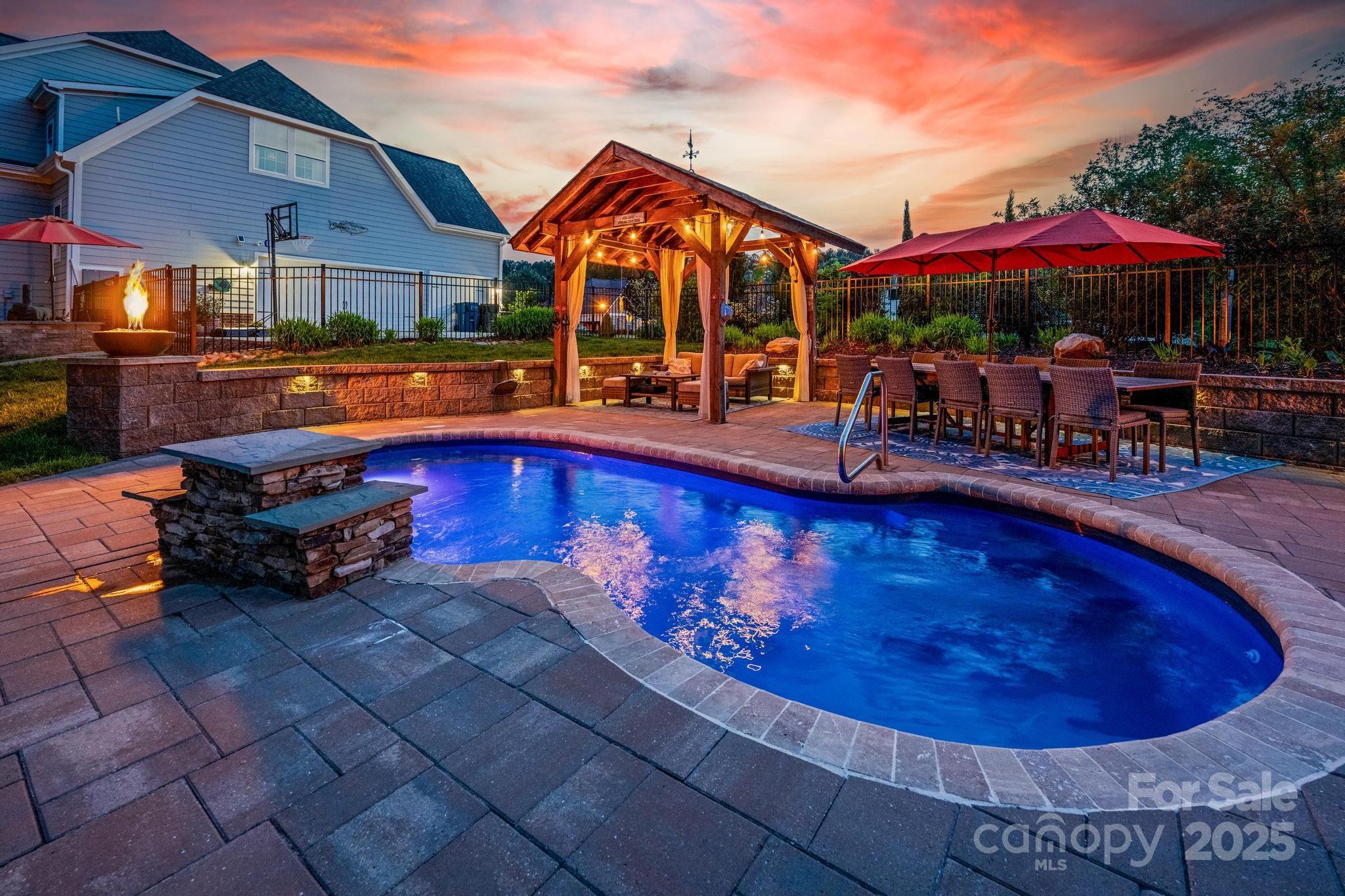 3992 Blue Dory Lane