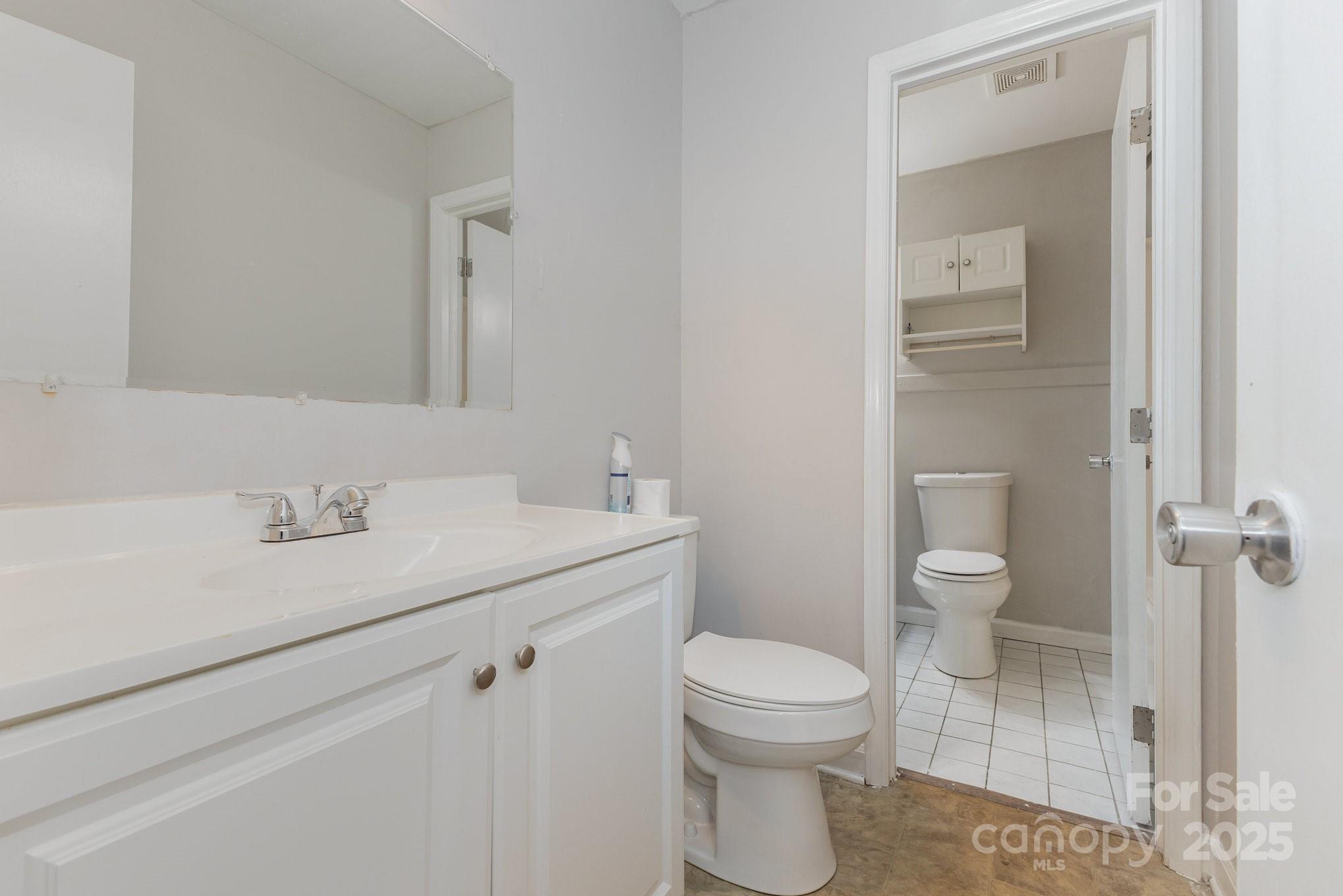 Old Oaks - Residential