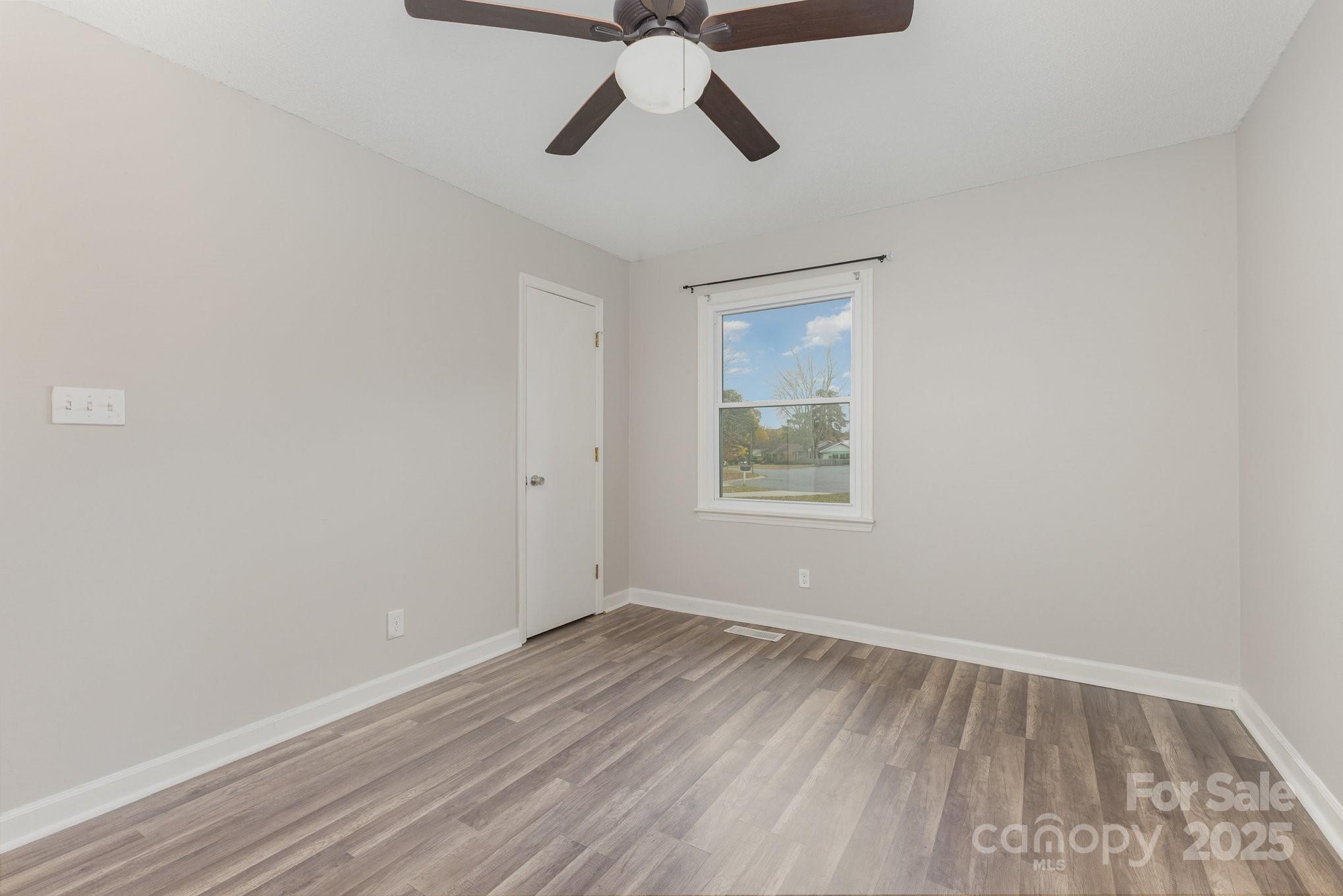 Old Oaks - Residential