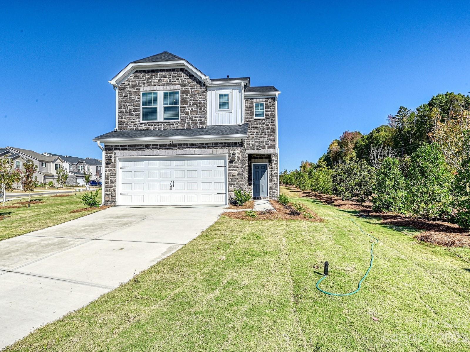 Anniston Chase - Residential