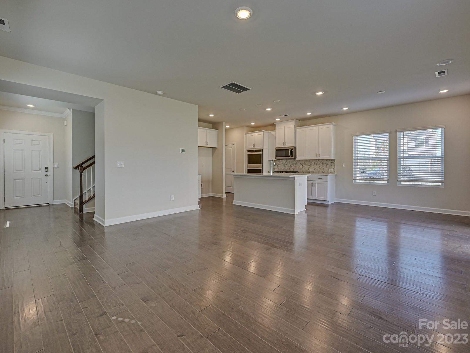 Anniston Chase - Residential