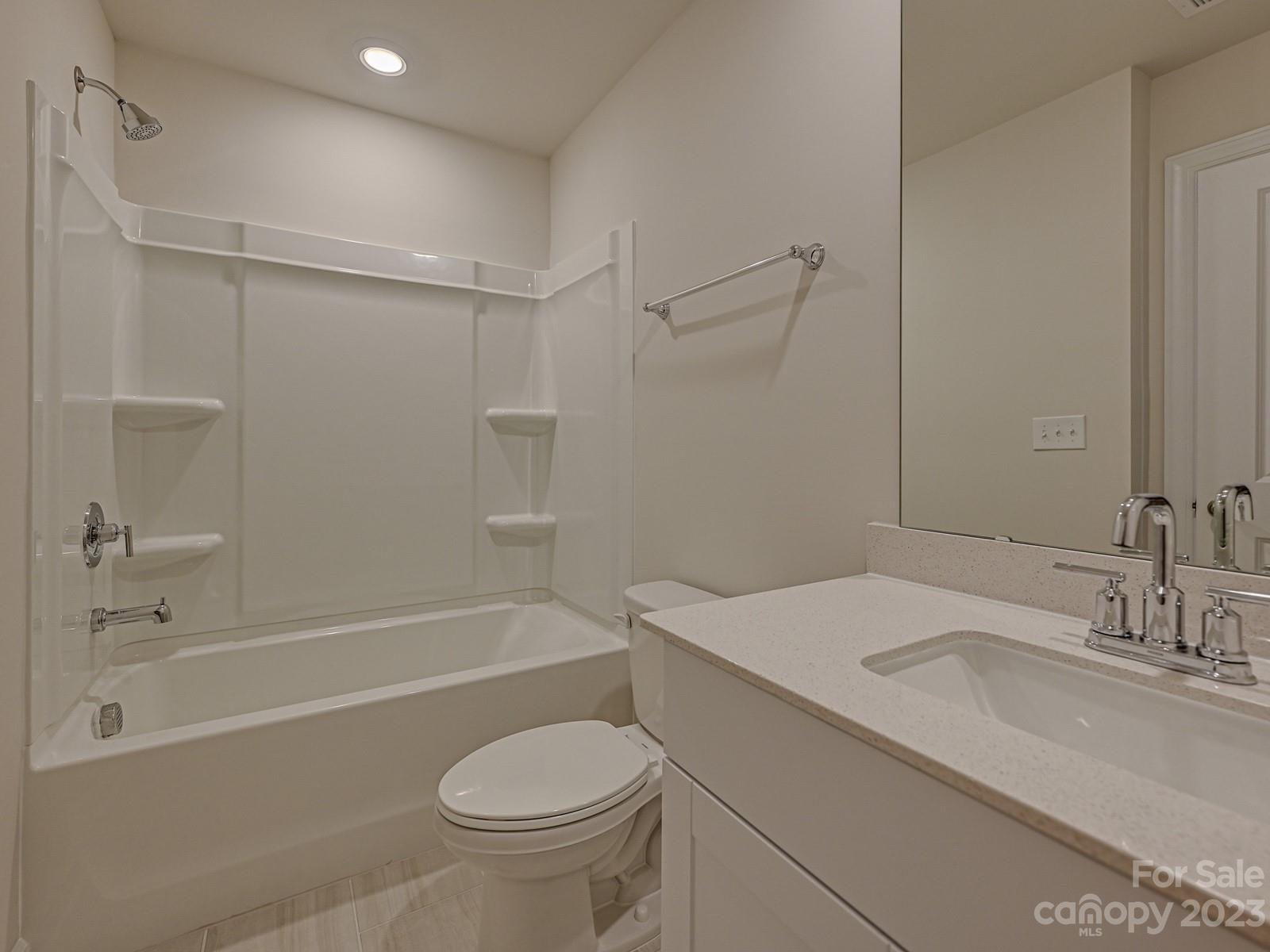 Anniston Chase - Residential