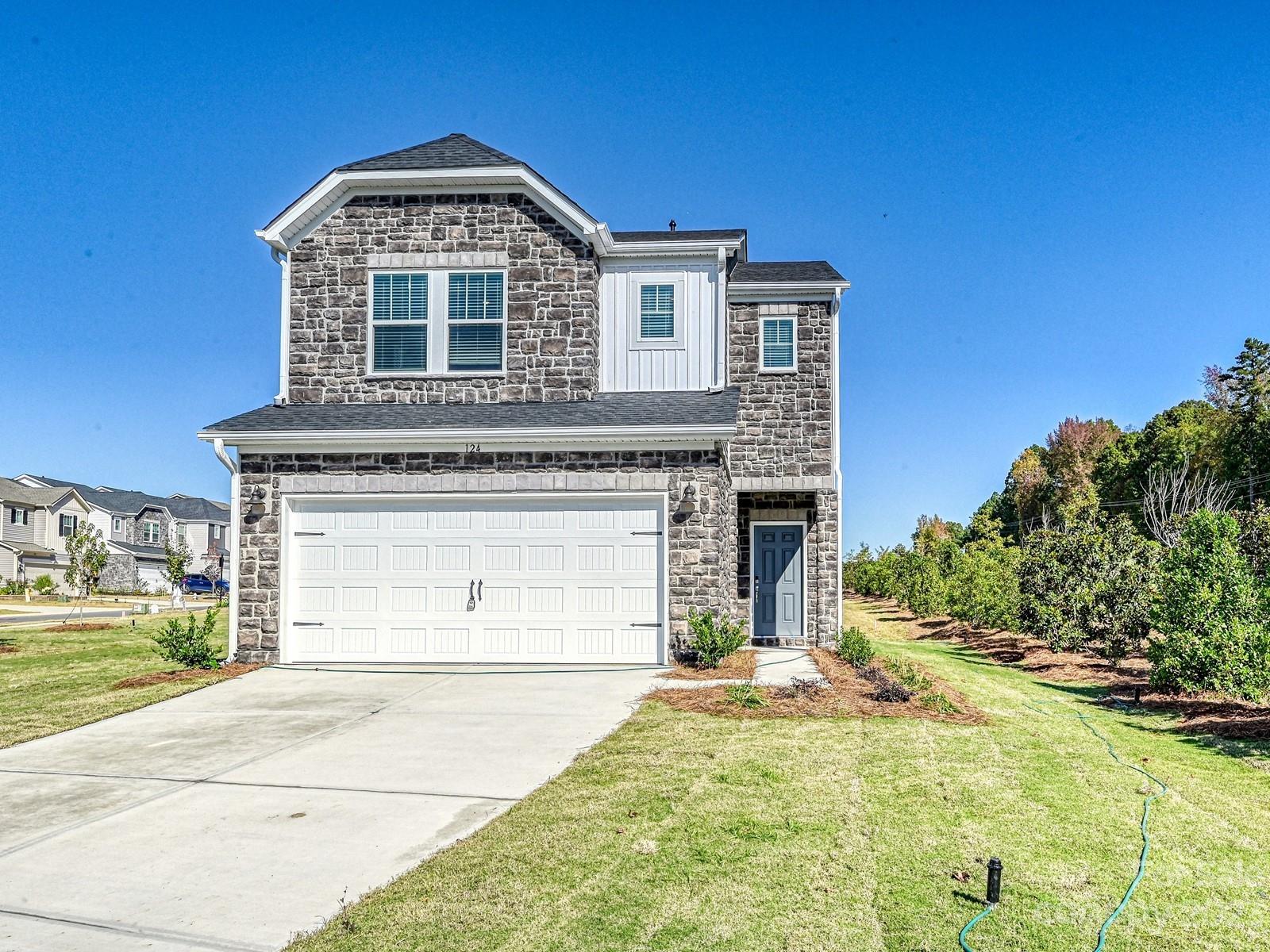 Anniston Chase - Residential