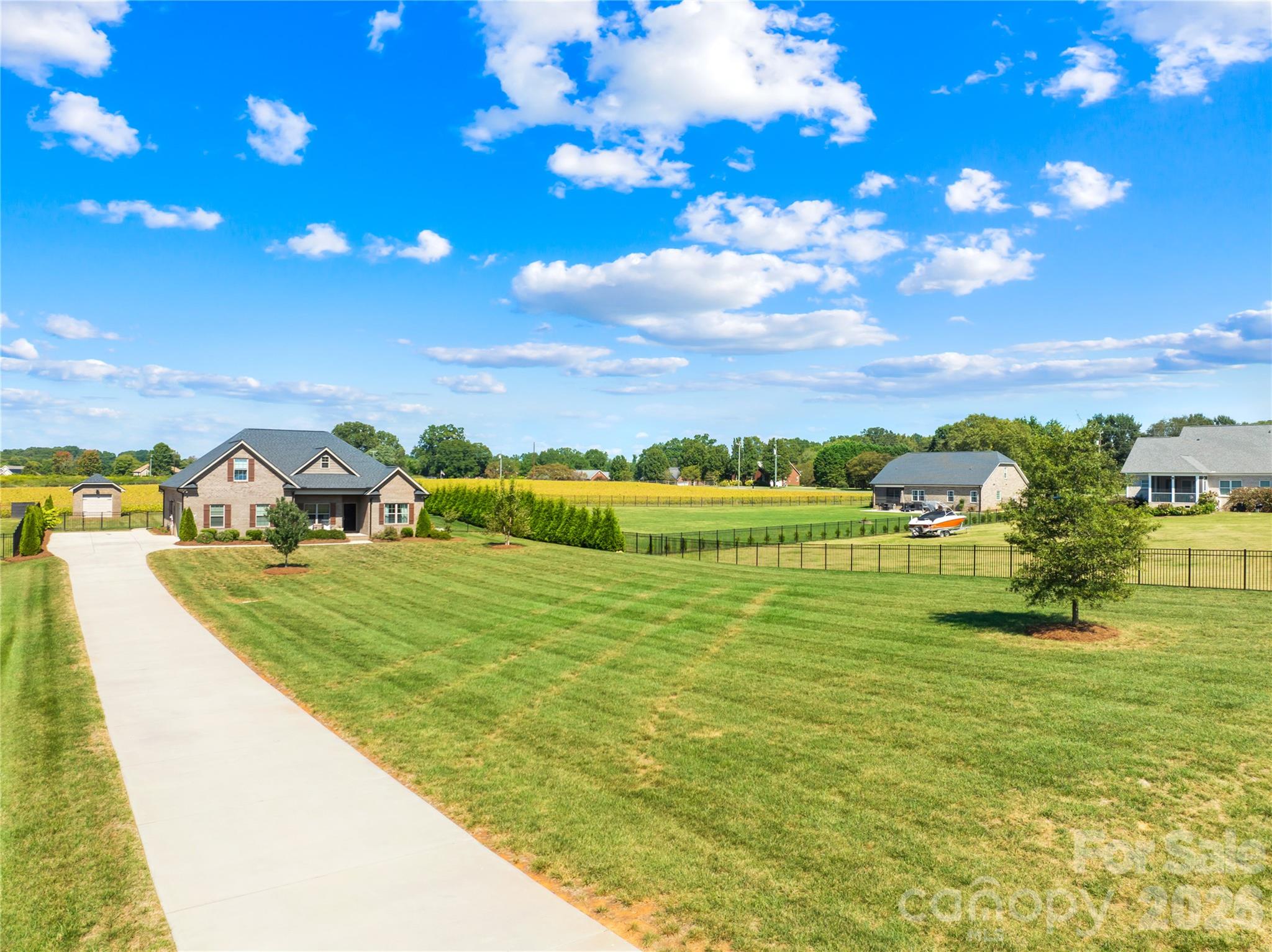 2107 Parrothead Drive