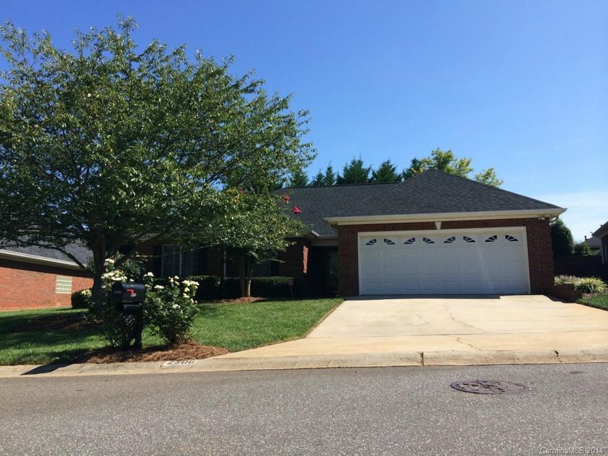 Fabulous brick house in great Waterford Place subdivision.  Features include formal dining room w/elegant  patterned wall covering, gas log fireplace, matching kitchen appliances, trey ceiling in master bed, jetted garden tub & separate shower in master bath, ceramic tile floors in foyer, kitchen, breakfast nook & bathrooms, hardwoods in living room & hallway, plantation shutters in 2 smaller bedrooms, 2 inch blinds, already wired for a security system, and private backyard & extra large patio.