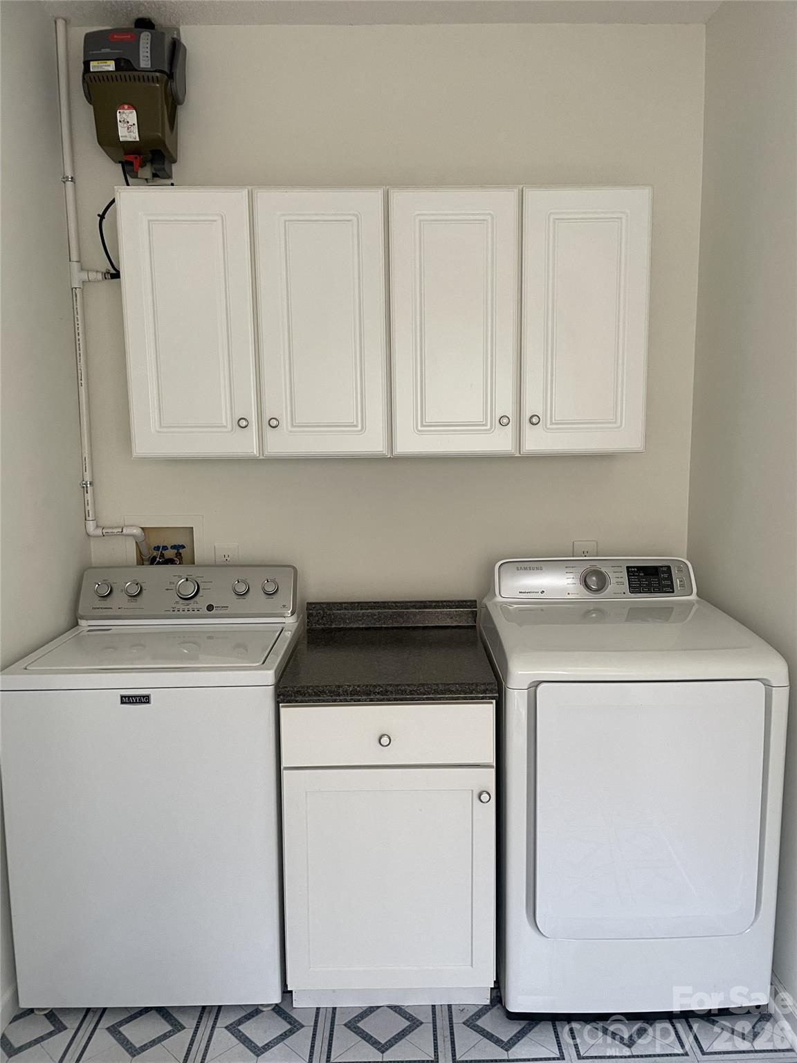 Deer Park Lake - Residential