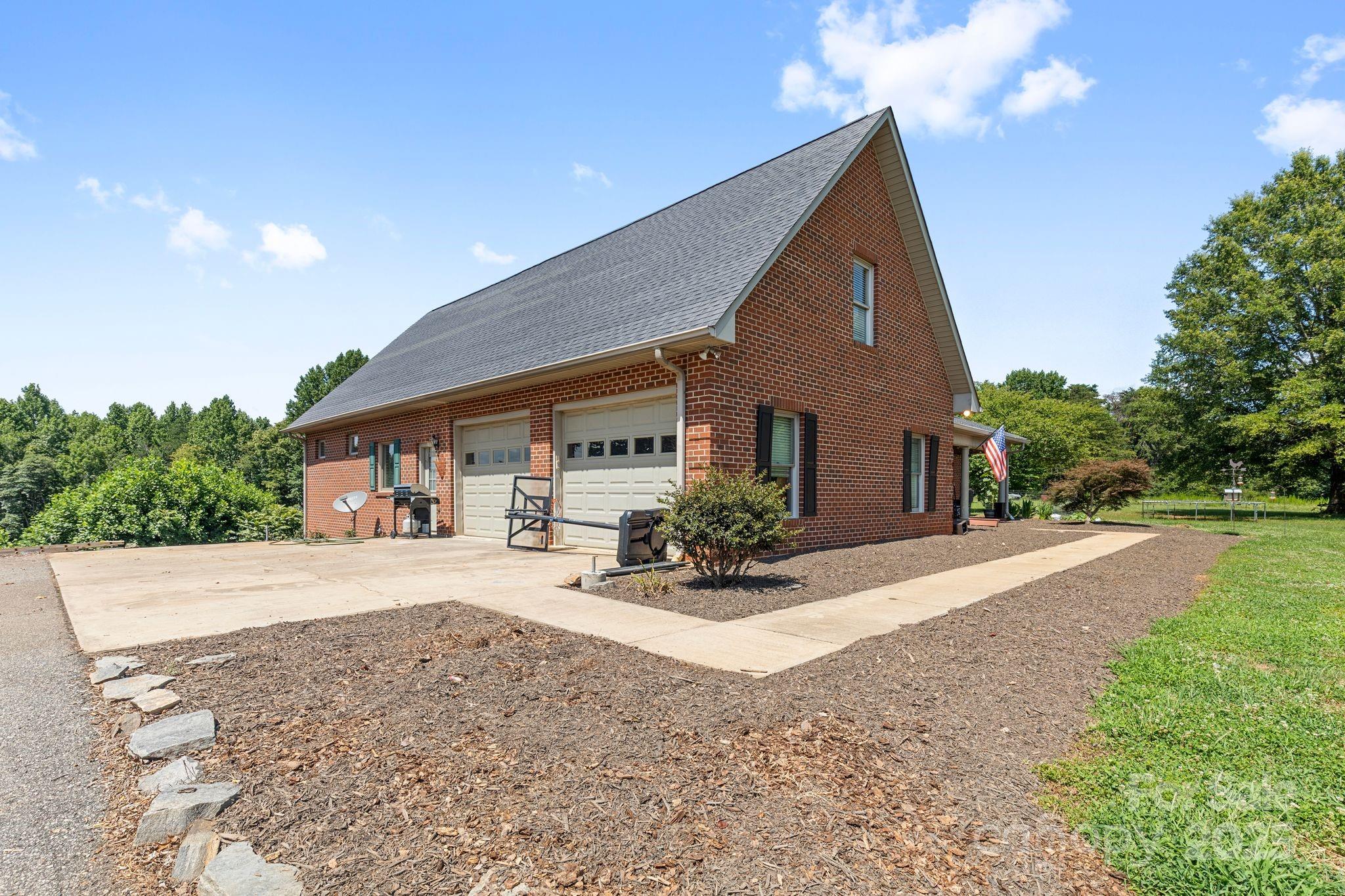 120 Leatherwood Drive
